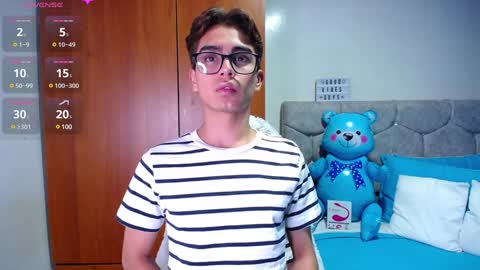 Snapshot of owenblue__ chatting on January 22, 5:16 am Owen Independent model online show from January 22, 5:16 am