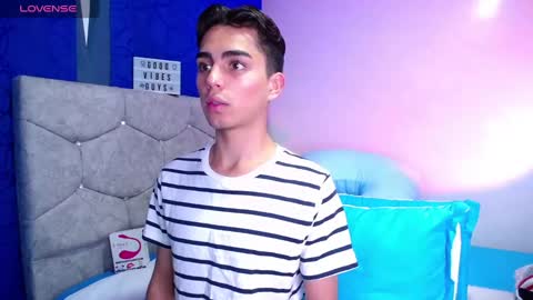 Snapshot of owenblue__ chatting on March 2, 6:05 am Owen Independent model online show from March 2, 6:05 am