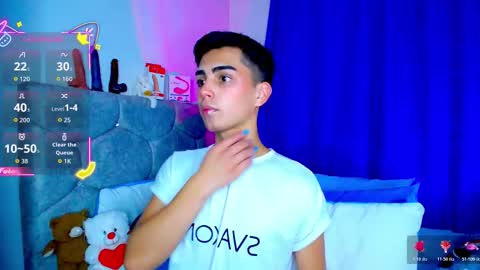 Owen  Independent model  online show from October 22, 7:08 am