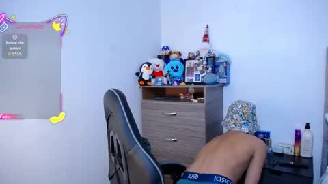 Owen  Independent model  online show from December 14, 5:51 pm