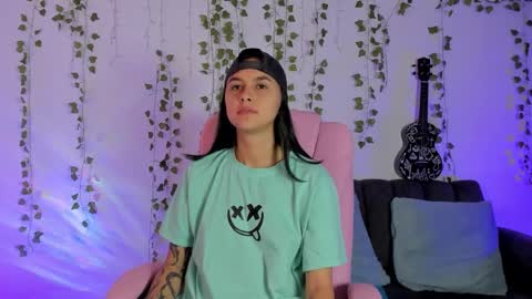 Owen foxx online show from November 11, 1:55 pm