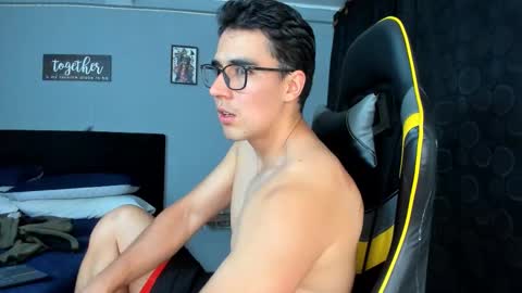 Owen online show from September 25, 2:26 am