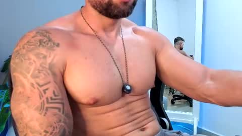 Maximus Owen online show from June 12, 7:24 pm