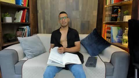 Owen online show from September 22, 11:23 am