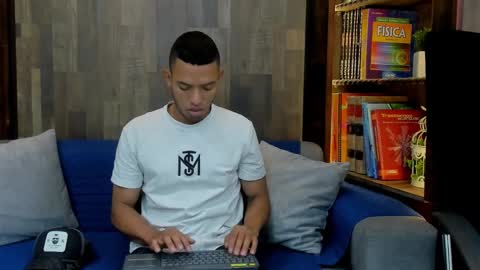 Owen online show from September 25, 11:25 am
