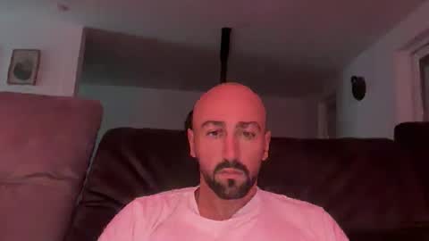 oxlade59 online show from October 19, 6:47 am