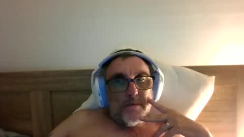 Brian online show from January 7, 9:45 am