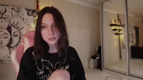 Snapshot of p0rsche911 chatting on December 23, 11:49 pm Alice online show from December 23, 11:49 pm
