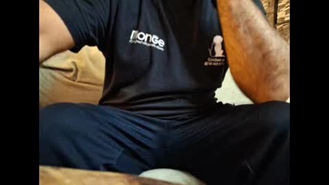 p326032 online show from October 31, 9:27 pm