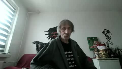 p83291869 online show from February 1, 10:47 am