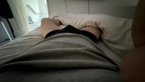 Snapshot of p92diz chatting on December 19, 1:40 pm p92diz online show from December 19, 1:40 pm