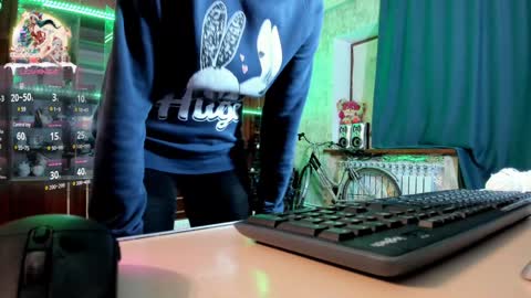 Ella online show from December 28, 2:53 pm