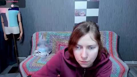Ella online show from October 1, 7:25 am