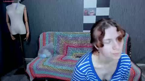 Ella online show from October 6, 7:17 am
