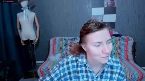 Ella online show from October 18, 7:53 am