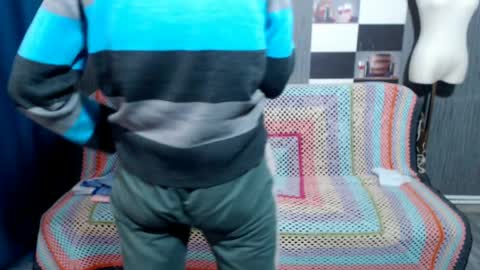 Ella online show from March 31, 6:47 am