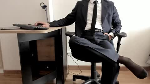 Snapshot of pablo_rincon95 chatting on December 14, 3:25 pm pablo rincon95 online show from December 14, 3:25 pm