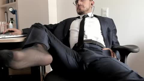 Snapshot of pablo_rincon95 chatting on December 14, 7:14 pm pablo rincon95 online show from December 14, 7:14 pm