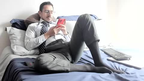 Snapshot of pablo_rincon95 chatting on January 10, 2:55 pm pablo rincon95 online show from January 10, 2:55 pm