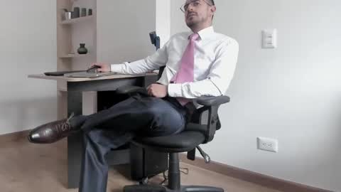 Snapshot of pablo_rincon95 chatting on January 28, 5:56 pm pablo rincon95 online show from January 28, 5:56 pm