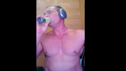 Snapshot of pablodavid15 chatting on October 20, 3:01 pm pablodavid15 online show from October 20, 3:01 pm