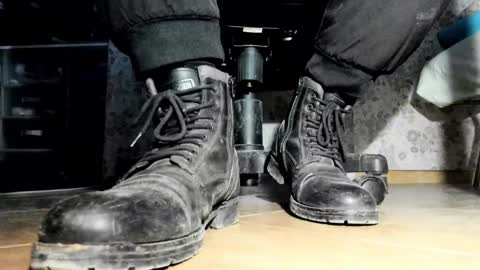 Snapshot of pablomenesssl chatting on January 15, 6:33 pm Pablo Meness online show from January 15, 6:33 pm