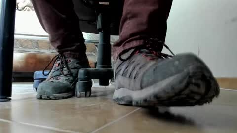 Snapshot of pablomenesssl chatting on February 17, 8:44 am Pablo Meness online show from February 17, 8:44 am