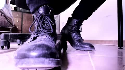 Pablo Meness online show from April 30, 1:06 pm