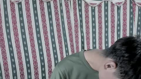 Snapshot of paimon_goetia chatting on April 2, 12:19 am Alexander Grigori online show from April 2, 12:19 am