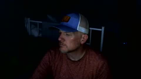 pale_dad_bod online show from April 5, 2:53 am