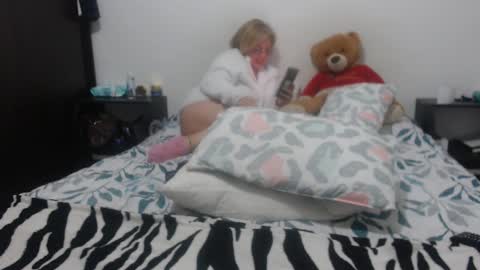 Snapshot of paloma_martin chatting on January 30, 4:16 am paloma online show from January 30, 4:16 am