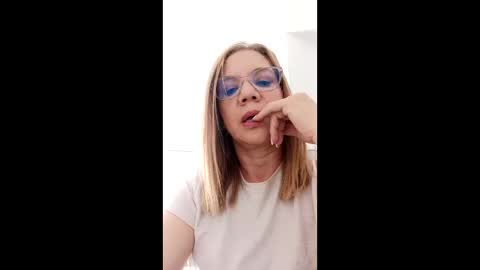Snapshot of paloma_martin chatting on May 9, 8:36 pm paloma online show from May 9, 8:36 pm
