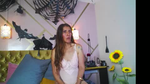 Paloma  online show from October 5, 5:28 am