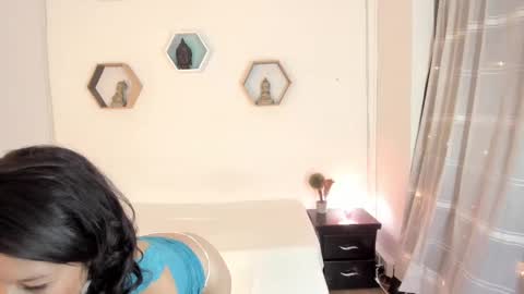 Paloma  online show from February 13, 9:38 pm