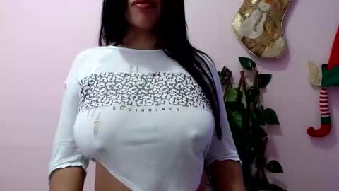 Pamela Claus online show from December 5, 9:06 pm