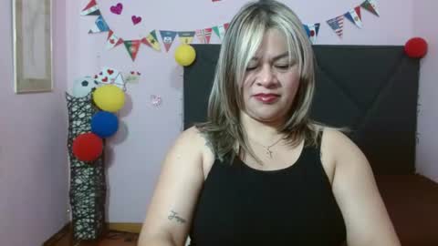 Snapshot of pamela_echeverria chatting on June 22, 11:18 am pamela_echeverria online show from June 22, 11:18 am