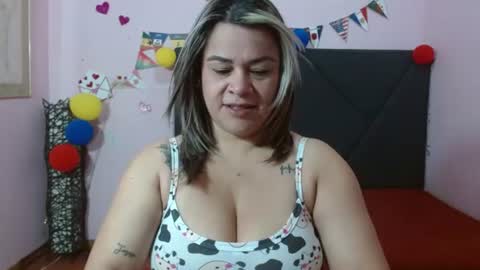 Snapshot of pamela_echeverria chatting on July 14, 11:27 am pamela_echeverria online show from July 14, 11:27 am