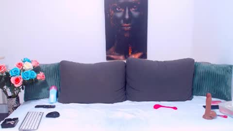 Snapshot of pamela_issy chatting on January 18, 12:15 pm PAMEL ISSY online show from January 18, 12:15 pm