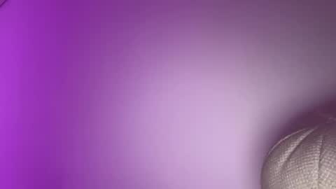 pamela_milleer online show from January 9, 11:17 pm