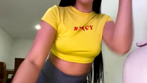 pamela_milleer online show from April 5, 4:20 am