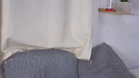 pamela_tomas4 online show from May 27, 1:57 am