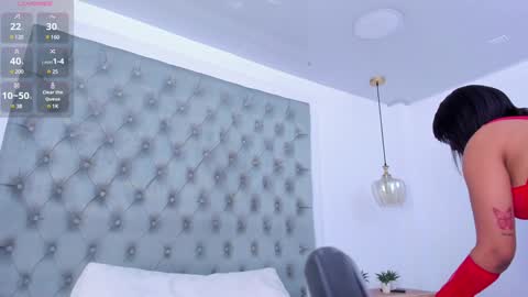 Snapshot of pamela_west chatting on February 26, 12:27 am Pamela West online show from February 26, 12:27 am