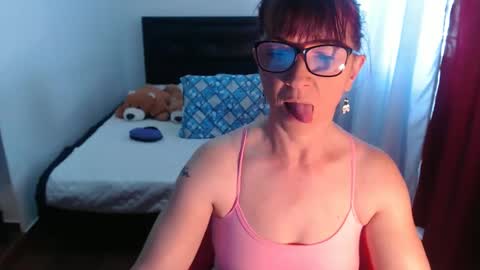 Pamela Jagger online show from December 14, 4:34 pm