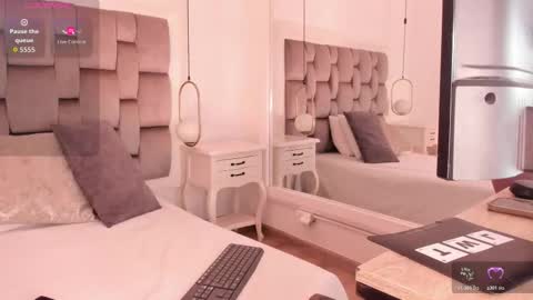  Pamela  online show from November 20, 3:39 am