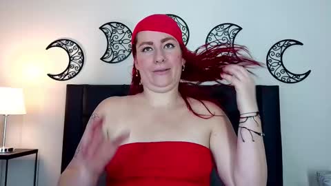 Snapshot of pamelamk chatting on October 31, 11:22 am Pamela online show from October 31, 11:22 am