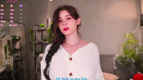 Snapshot of pamelaryant chatting on November 1, 11:18 pm Diana online show from November 1, 11:18 pm