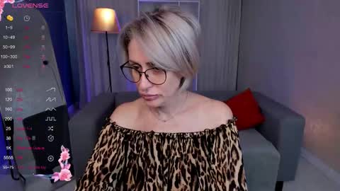 pamellamurphy online show from November 5, 6:35 am