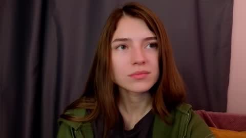 daniella online show from October 10, 8:08 pm