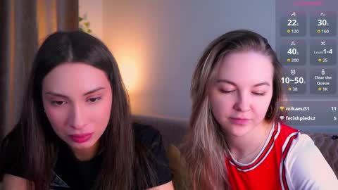 daniella online show from April 8, 5:35 pm