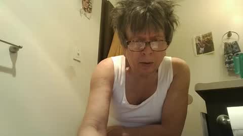 paminpantyhose online show from December 5, 5:50 pm